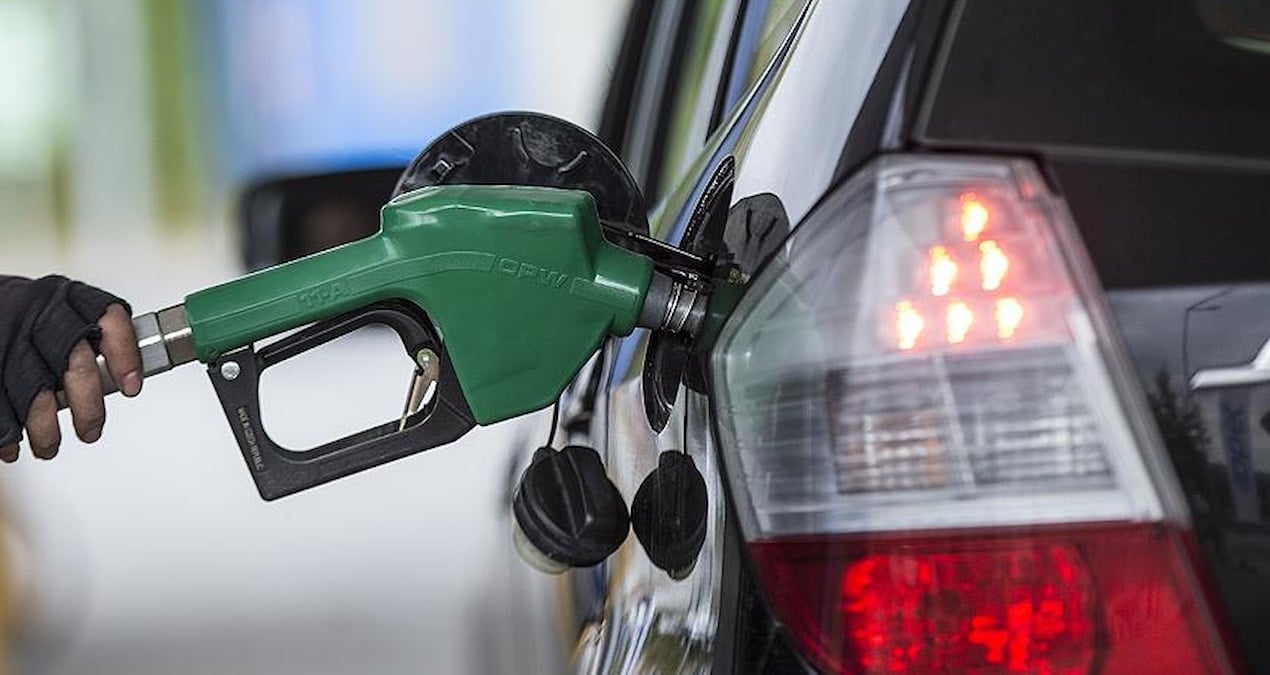 Depoları doldurun: Akaryakıta zam beklentisi