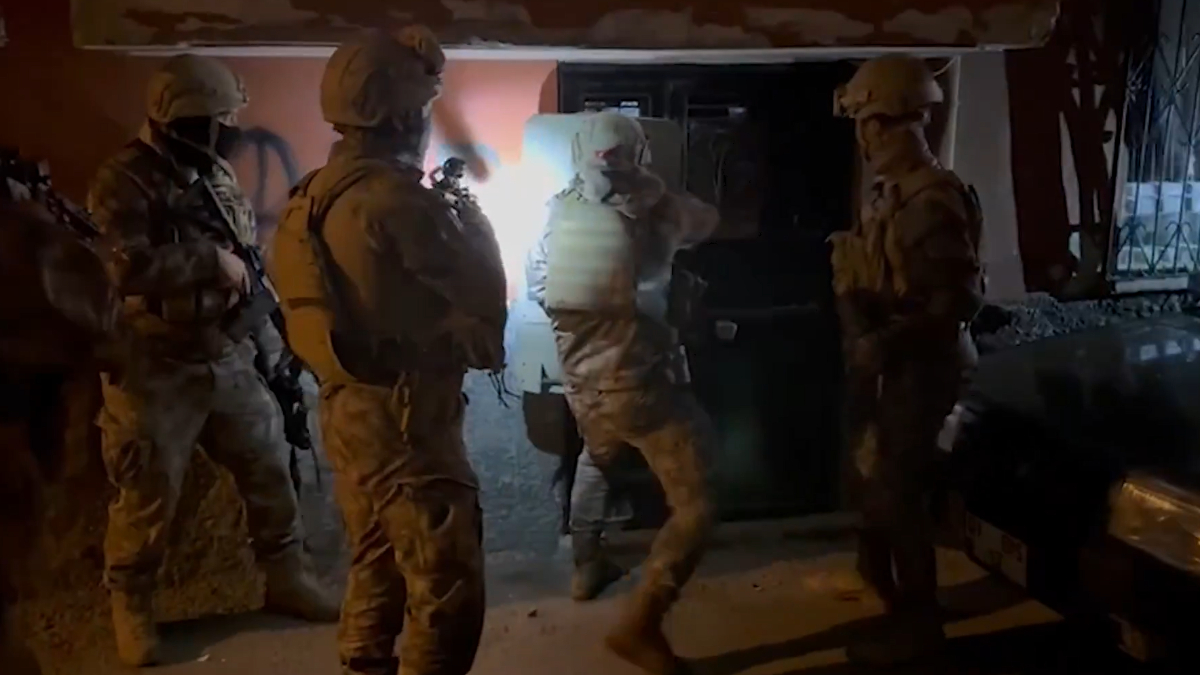 41 ilde kacakcilik operasyonu 135 supheli yakalandi Eil5HRrv.jpg