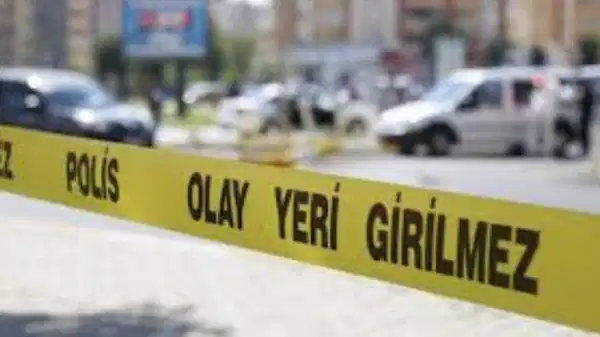 eskisehirde dehset 70 yasindaki kadin evinde bogazi kesilmis halde bulundu sxfS7PRi.jpg