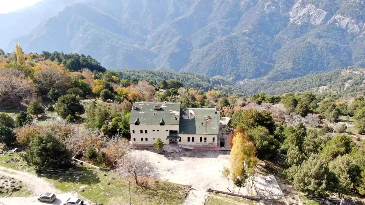 pasa yaylasi oteli terkedildi zHeRX84r.jpg