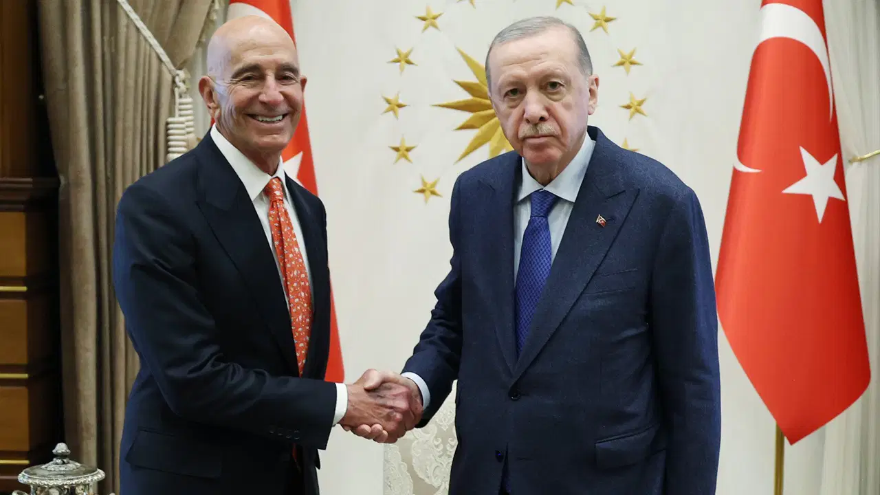 Eski İsrail Başbakanı Lapid, İran mutabakatıyla Lübnan anlaşmasının çeliştiğini ileri sürdü